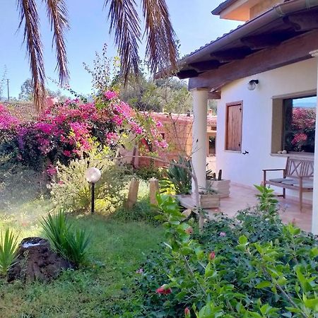 Casa Armas Guest House Buggerru Exterior photo