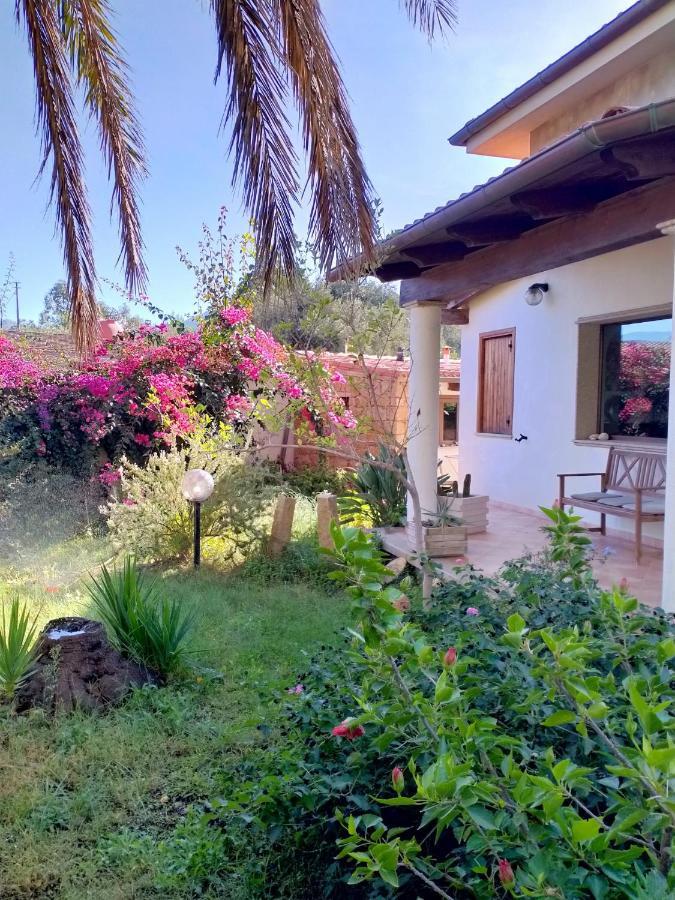 Casa Armas Guest House Buggerru Exterior photo